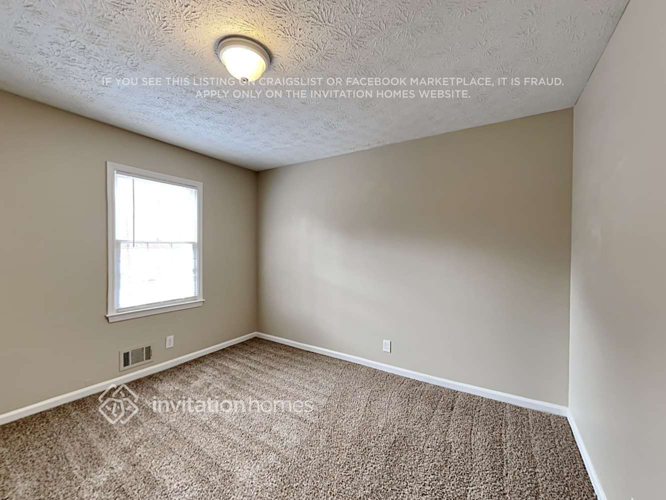 Building Photo - 1330 Timbercrest Ct