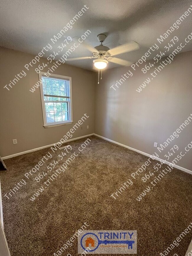 Building Photo - Must See! Beautiful Two Bedroom