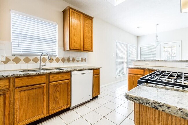 Building Photo - 1138 Evandale Ln