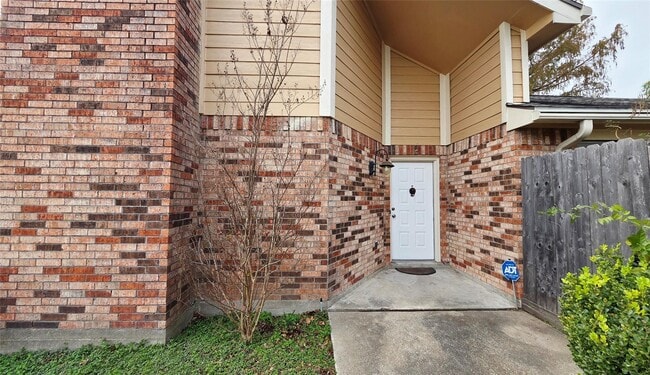 Building Photo - 12710 Meadway Ct