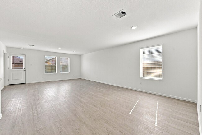Building Photo - 3407 Brushy Marsh Dr
