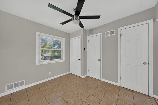 Building Photo - 2059 Wilbert Dr