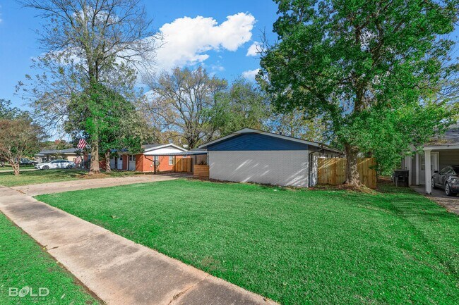 Building Photo - 1606 Joy Dr