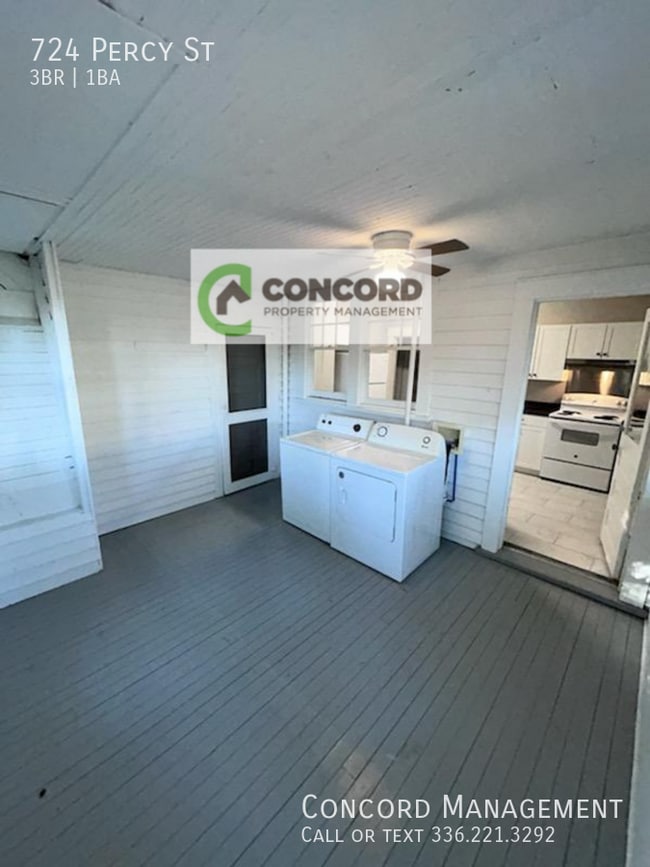 Building Photo - 724 Percy St