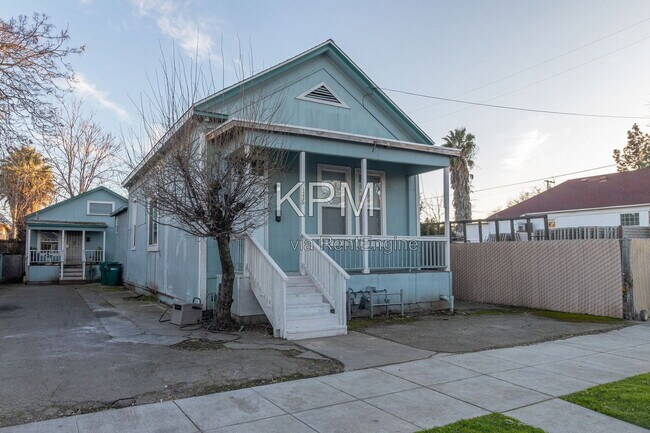 Building Photo - 1236 Channel St