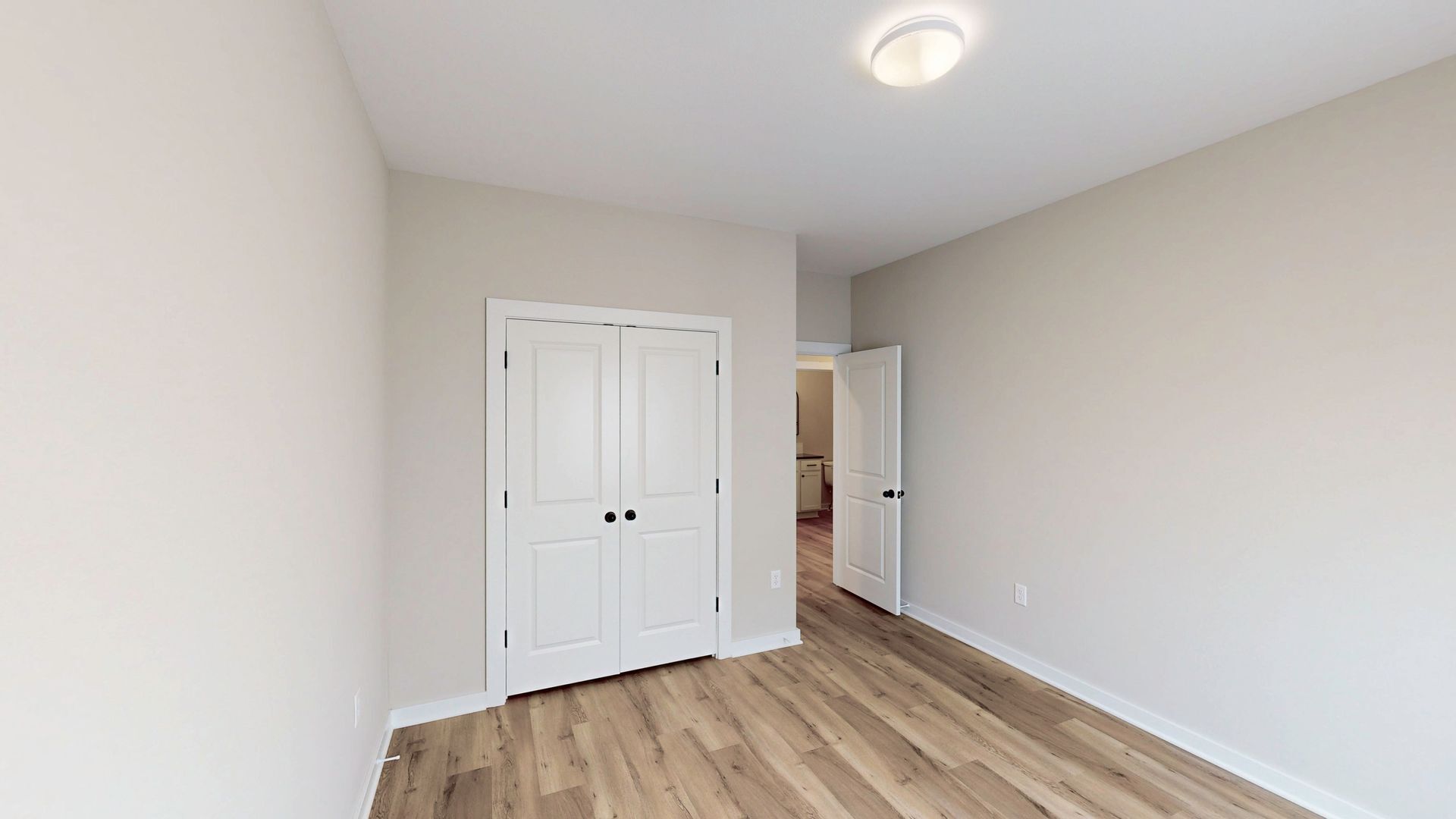 Building Photo - 2128 W Elk Ridge Ave