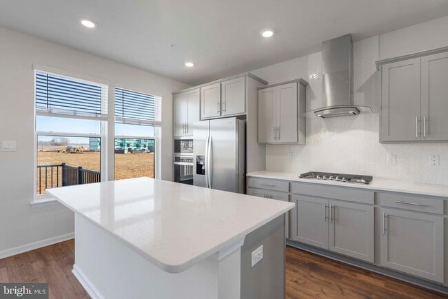 Building Photo - 331 Ensemble Wy