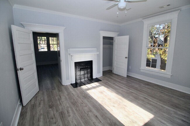 Building Photo - Exclusively Offered by Muse Realty Rentals...
