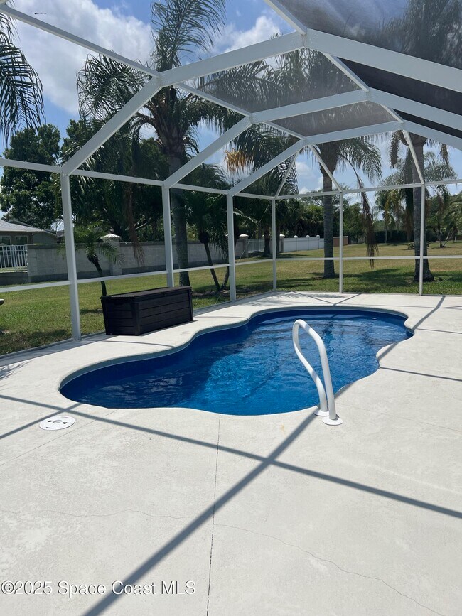 Building Photo - 1536 Grand Isle Blvd