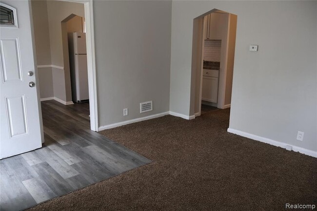 Building Photo - 5559 Bluehill St