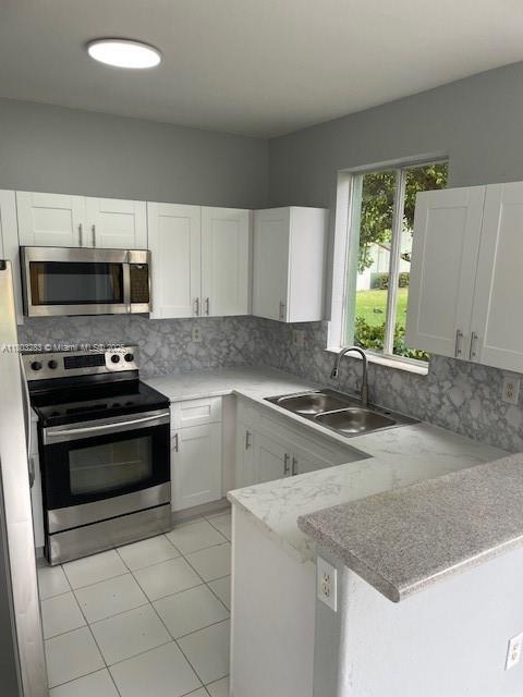 Building Photo - 1586 SE 27th Ct