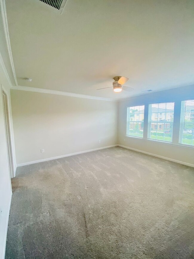 Building Photo - 3BR/3.5 Bath Townhouse in Ballantyne