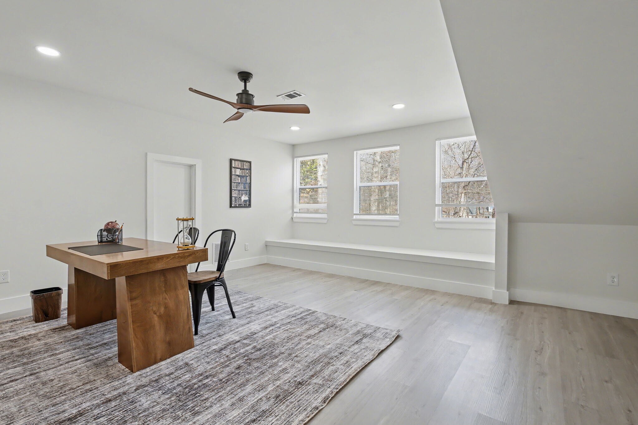 Large Private Office - 9345 Rocky Woods Dr