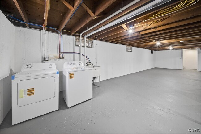 Building Photo - 101 Augusta Dr