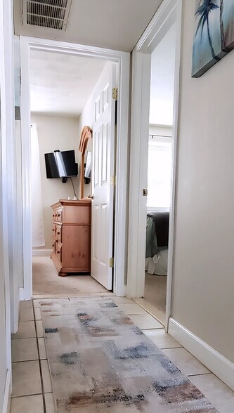 Building Photo - 911 Pacific Ave