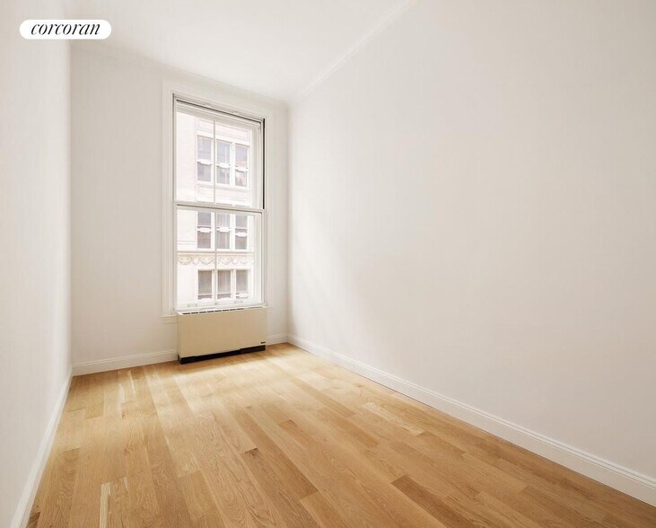 Building Photo - 655 6th Ave