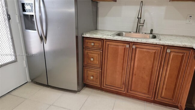 Building Photo - 4731 NW 10th Ct