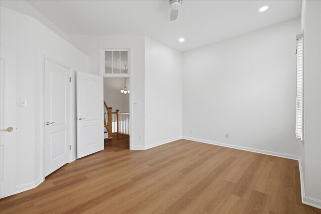 Building Photo - Elegant Corner-Lot Home with Spacious Living in Great Oak
