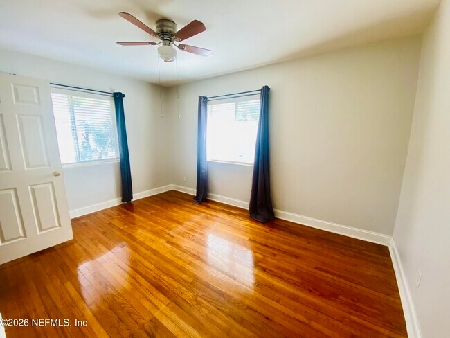 Building Photo - 2159 Riverside Ave