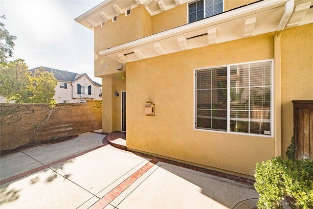 Primary Photo - 124 Cherrybrook Ln