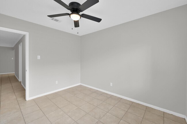 Building Photo - 28903 Atherstone St