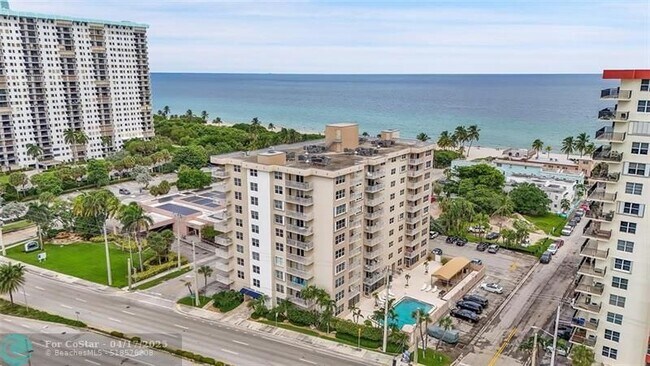Building Photo - 1401 S Ocean Dr