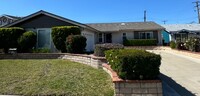 Building Photo - Garden Grove 3 bed 2 bath ready for you