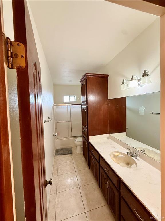 Building Photo - 18 Marble St