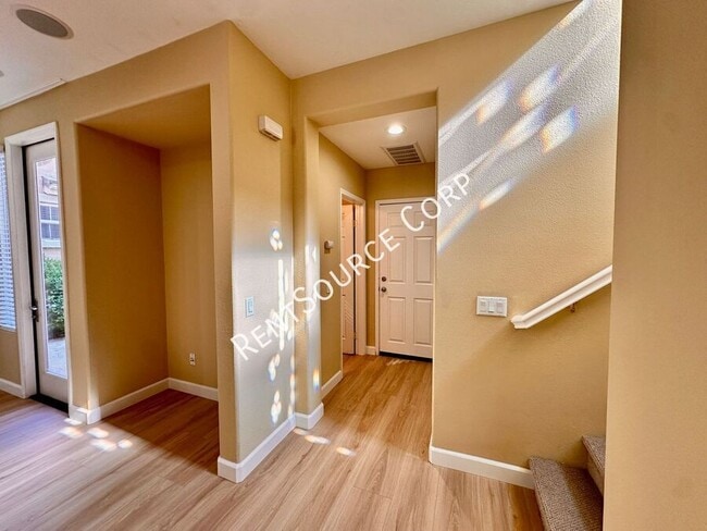 Building Photo - 24162 Willowbrooke Ct