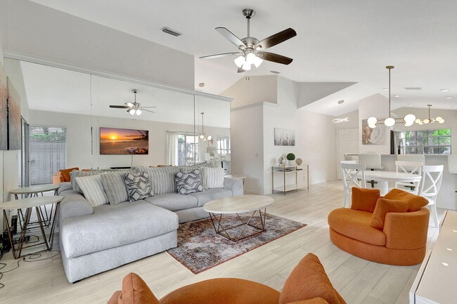 Building Photo - 15 Admirals Ct