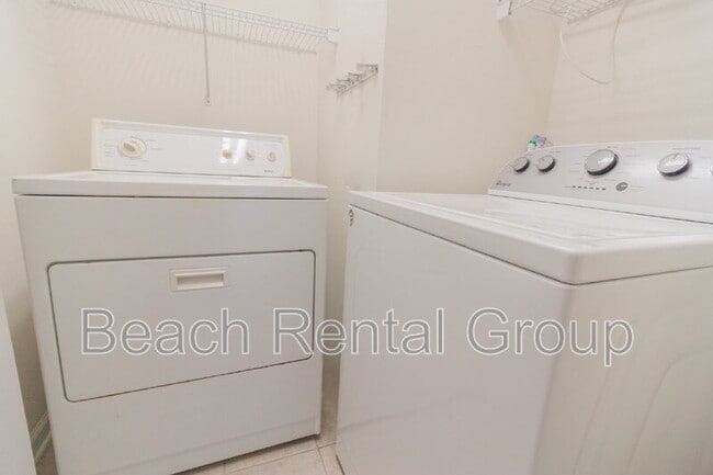 Building Photo - 211 Connemara Dr