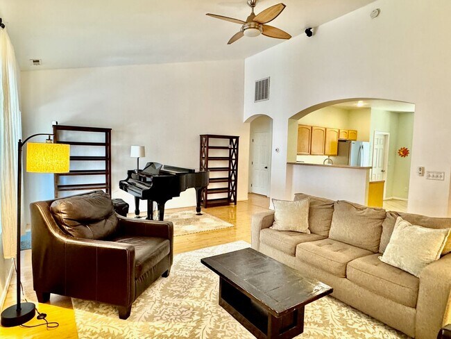 Building Photo - 4809 S Dory Trail