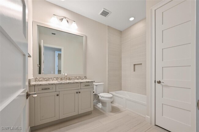 Building Photo - 6407 Negril Isle Dr