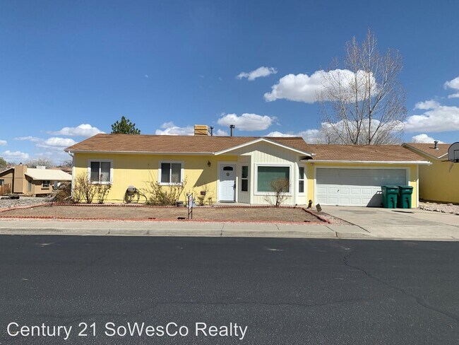 Primary Photo - 3 br, 2 bath House - 2712 N. Fairview Ave