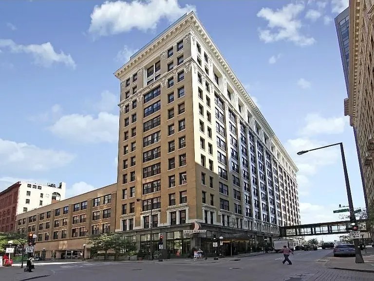 Building Photo - 350 St Peter St