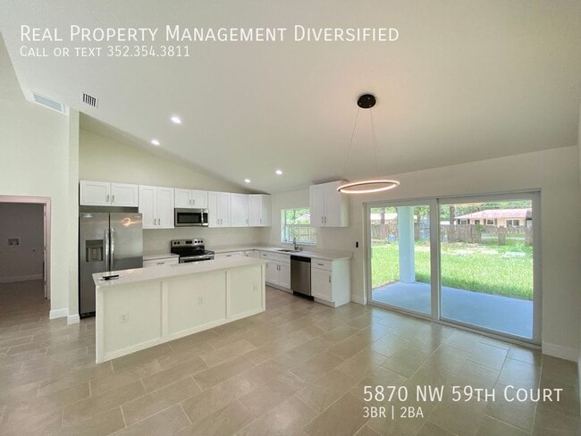 Building Photo - 5870 NW 59th Ct