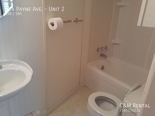 Building Photo - 124 Payne Ave