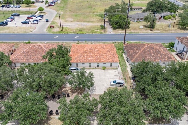Building Photo - 10 Buena Vista Dr
