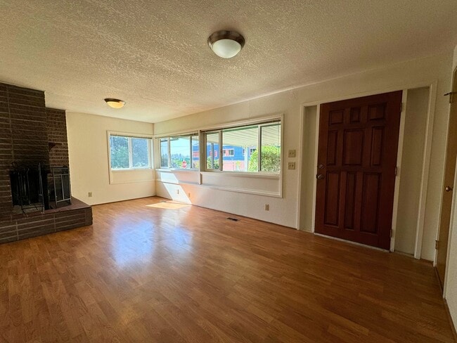 Building Photo - (HAR) South Eugene 4 bedroom/2 bath Home