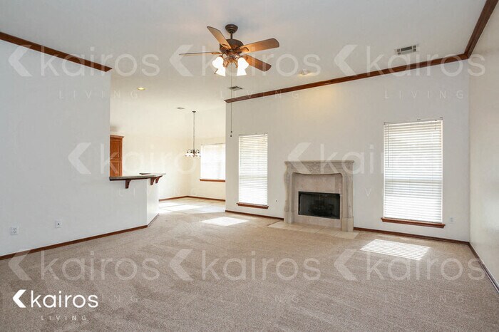 Building Photo - 1216 SW 129th St