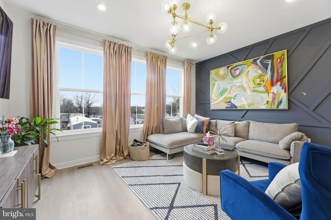 Building Photo - 2818 Dart Dr