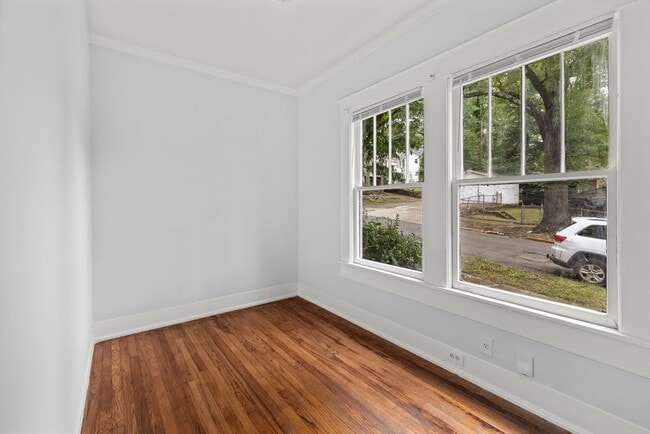 Building Photo - Stunning Newly Remodeled Birmingham Home