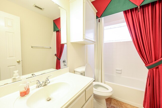 Building Photo - 1723 Teal Brook Ln