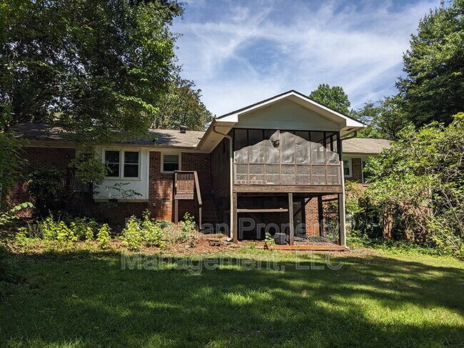 Building Photo - 115 Davis Estates Rd
