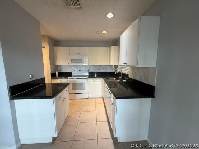 Building Photo - 2440 NW 99th Way