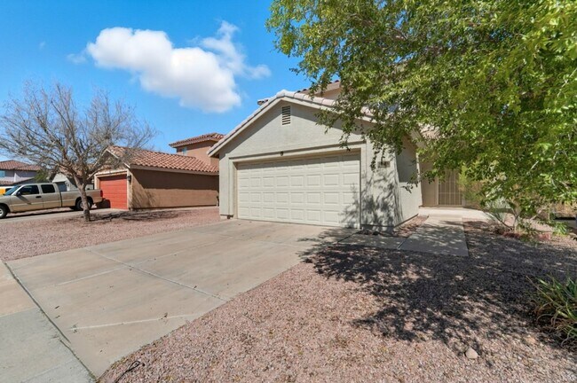 Building Photo - Charming El Mirage Rental – 3 Bedrooms, 2....