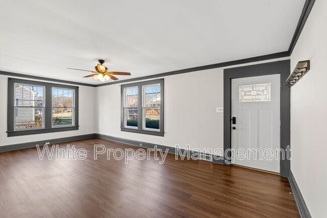 Building Photo - 401 W Ketchie St