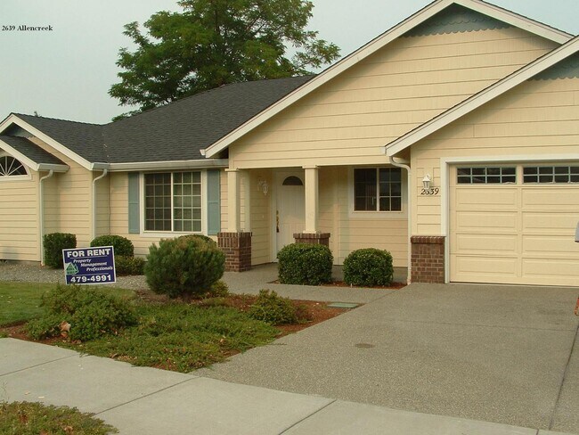 Primary Photo - 2639 SW Allen Creek Rd