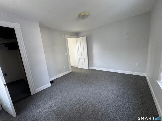 Building Photo - 210 Prospect Ave