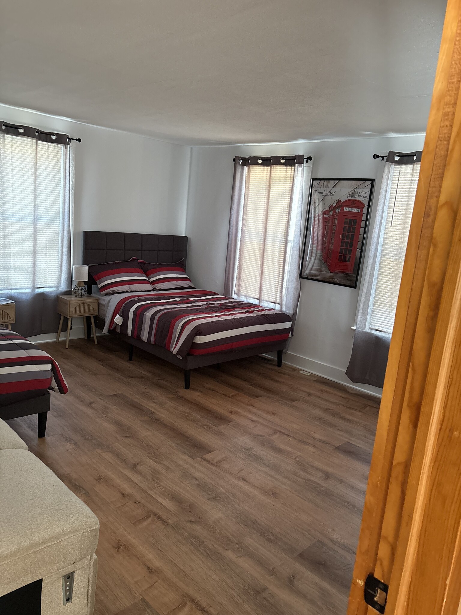 Building Photo - 160 Main St